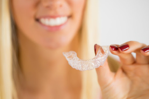 Why Choose Invisalign Over Metal Braces?