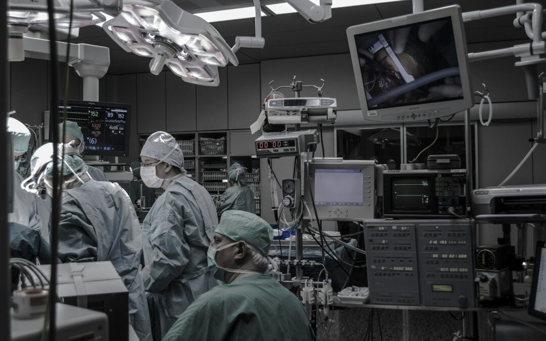 Emergency Dentistry 101: What to Do When Every Minute Matters